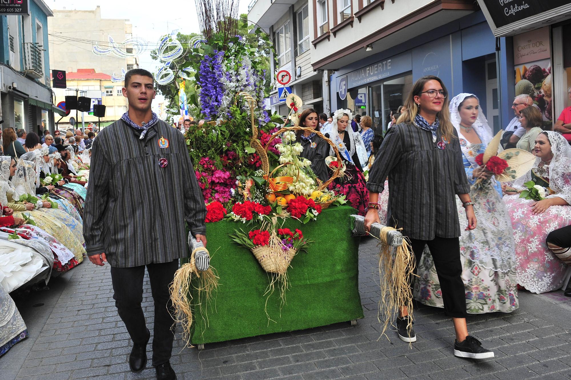 Ofrenda de Flores a los Santos Patronos de Elda