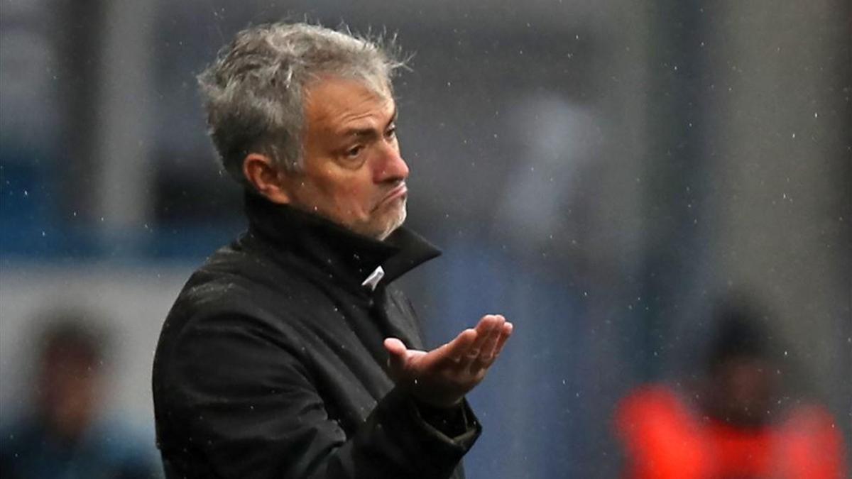 José Mourinho vive horas de tensión con la plantilla