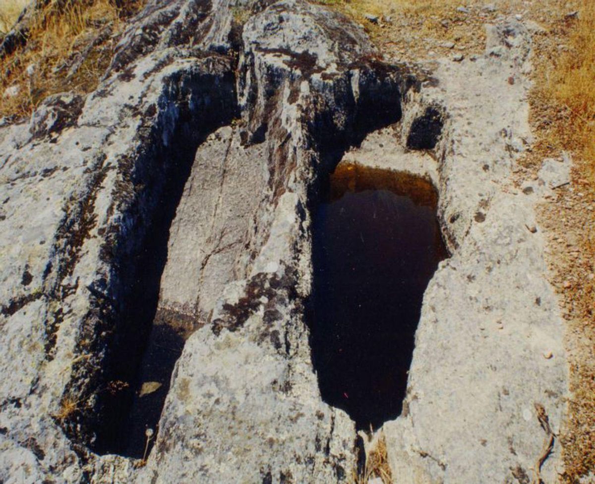 bucólico lugar, rodeado de bosques, muy apto para el sosiego y descanso