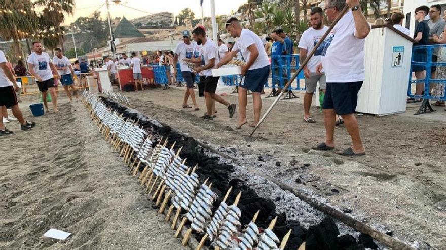 Una sardinada y un concierto de Salmarina abrirán este viernes las fiestas de la Virgen del Carmen en Nerja