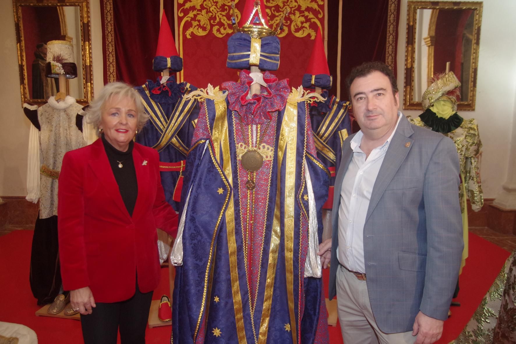 Presentación de los trajes de los Reyes Magos para la Cabalgata de Málaga