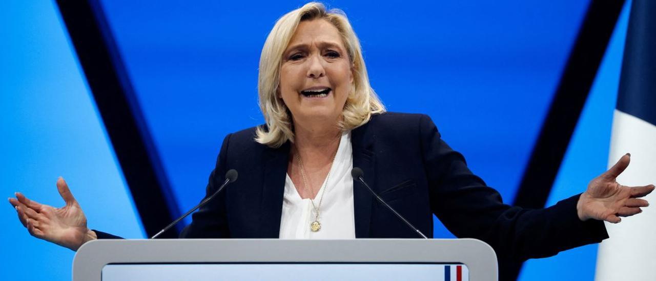 Marine Le Pen, en el mitin de este jueves en Perpiñán.