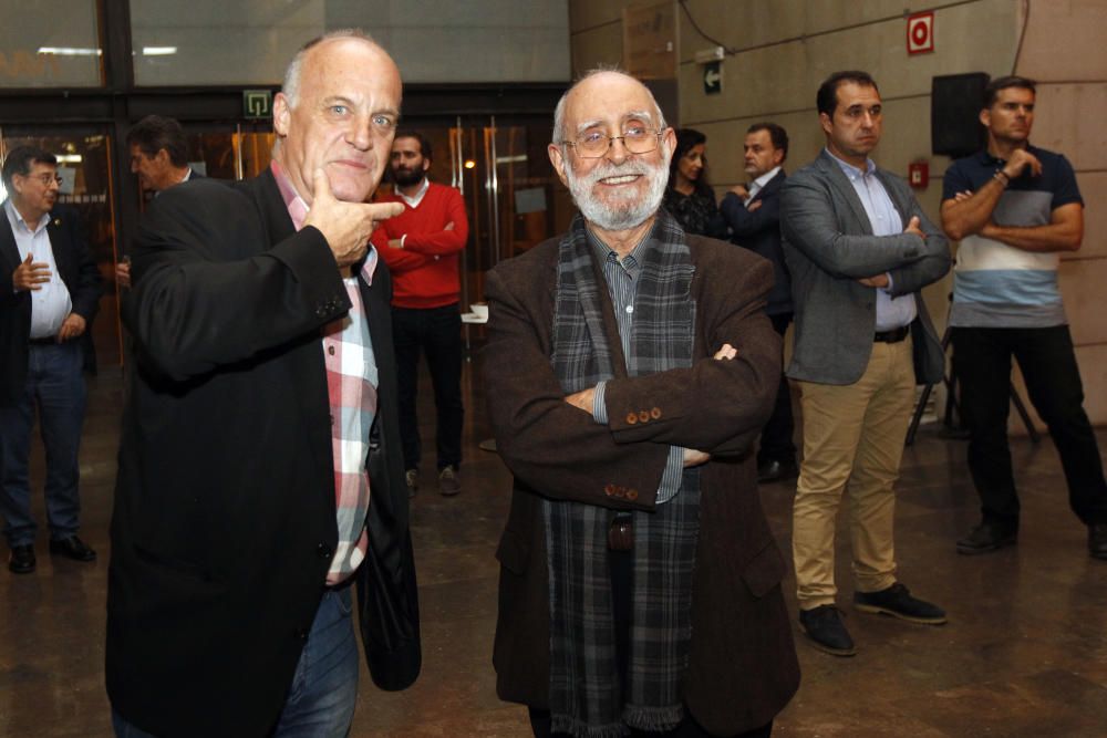 Entrega del premio Julio González a Andreu Alfaro