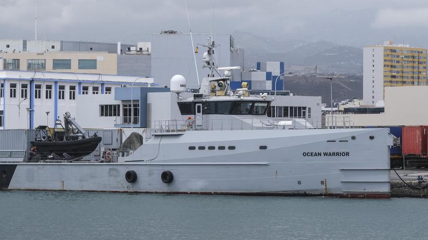 El buque 'Ocean Warrior', de Sea Shepherd, atracado en el Puerto de las Palmas.