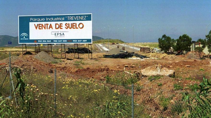 Imagen de una parcela en el polígono industrial de Trévenez.
