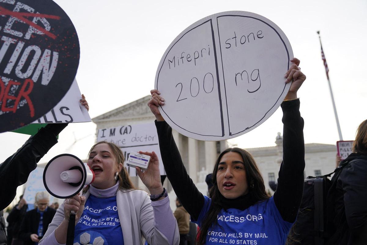 La Corte Suprema de Estados Unidos escucha argumentos sobre el fármaco abortivo mifepristona