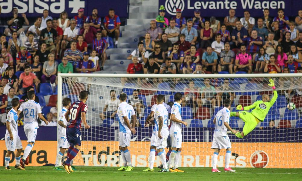 El Dépor no pasa del empate ante el Levante