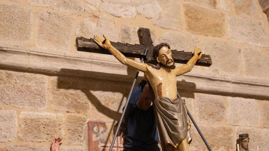 Bajada del Cristo del Espíritu Santo.