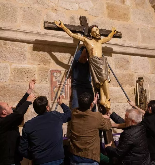 El Espíritu Santo se prepara para abrir la Semana Santa de Zamora 2023