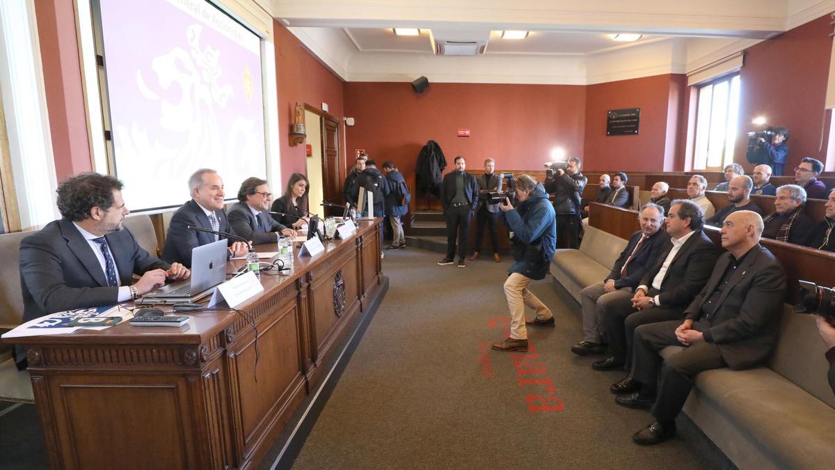 Fotografía de la pasada Junta General Ordinaria y Extraordinaria de accionistas del Real Zaragoza celebrada en diciembre del pasado año.