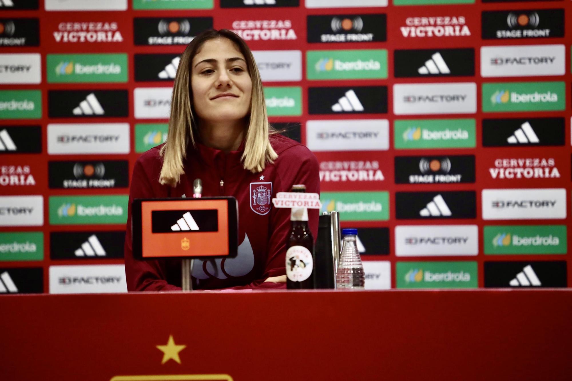 Rueda de prensa y entrenamiento de la Selección Española Femenina en Málaga