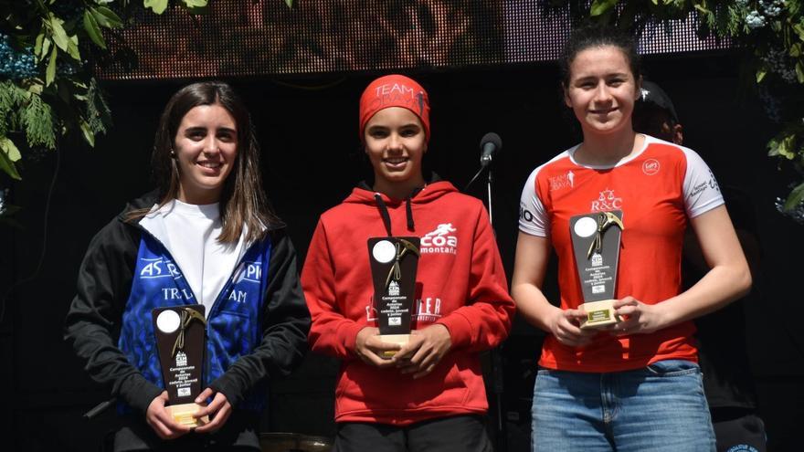 La infantil Jimena Martínez y la cadete Nuria Prieto, campeonas de Asturias de Speed Trail