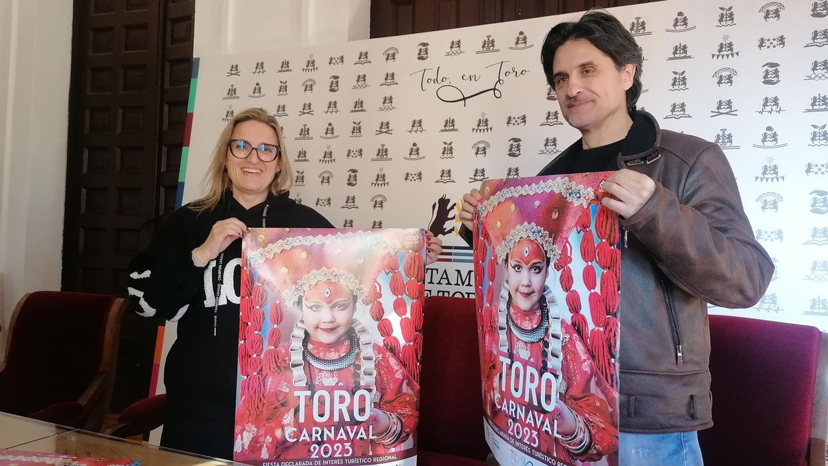 Sara Pérez y Fran de la Fuente presentan el cartel promocional del carnaval