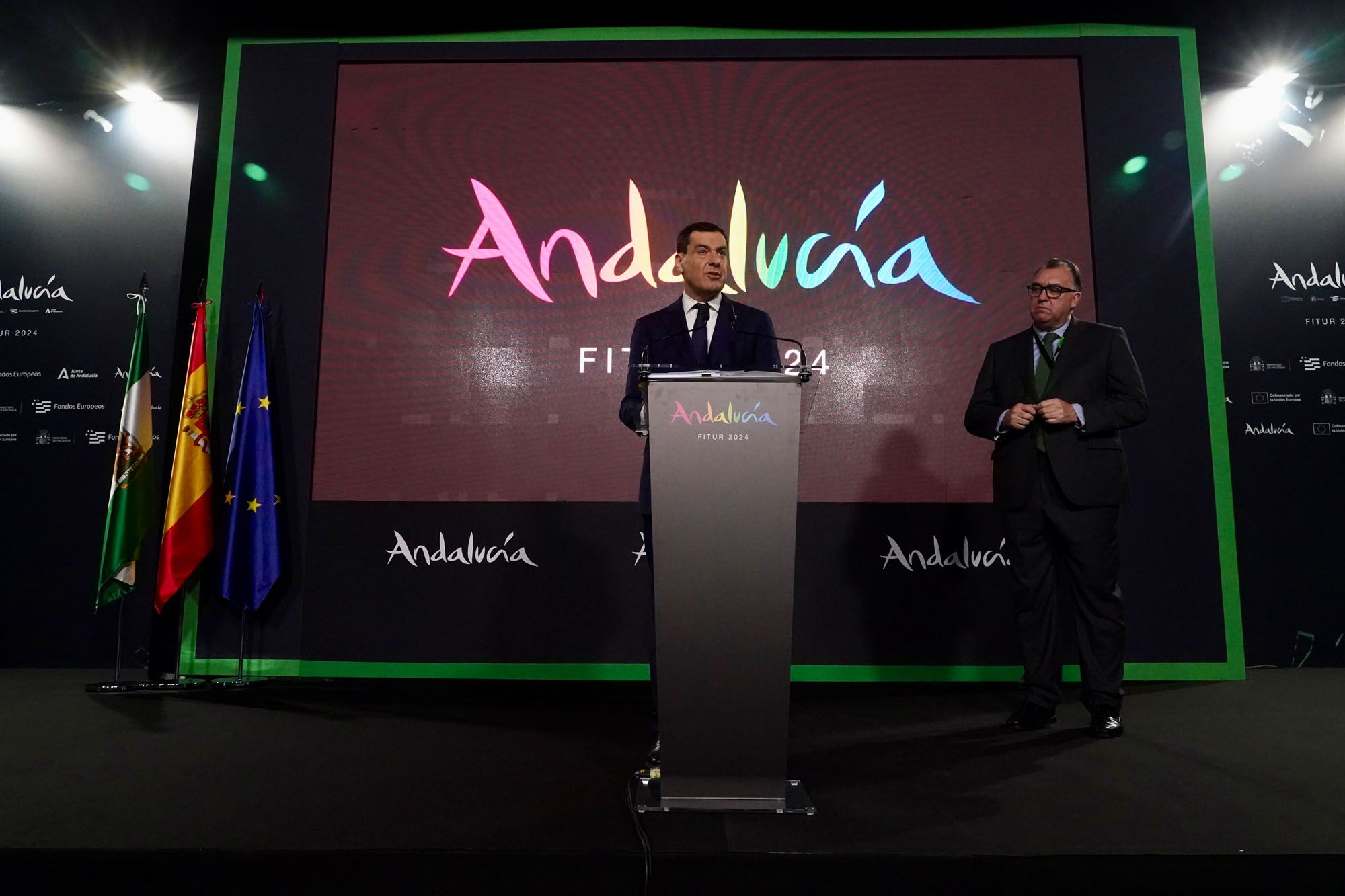 Juanma Moreno, en la jornada inaugural del stand de Andalucía en Fitur 2024.