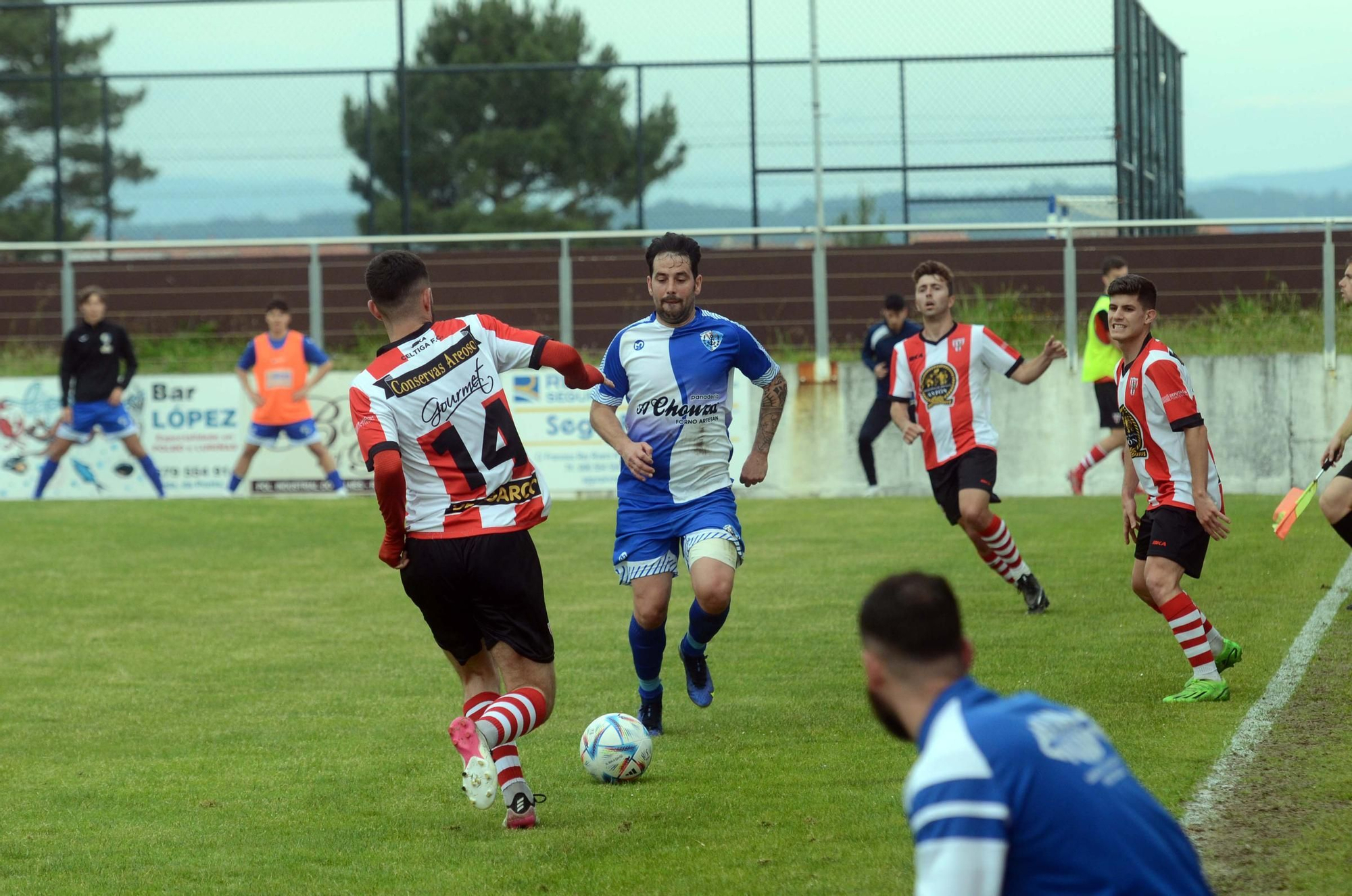 Las mejores imágenes de los derbis de la jornada en Preferente