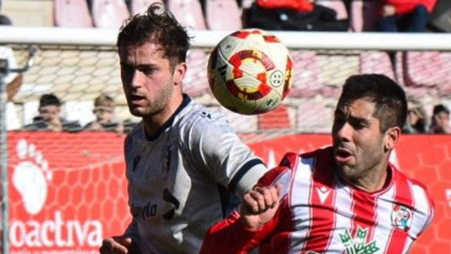 El Zamora CF, obligado a &quot;domar a los cachorros&quot; del Bilbao Athletic para mantenerse en la zona tranquila de la tabla