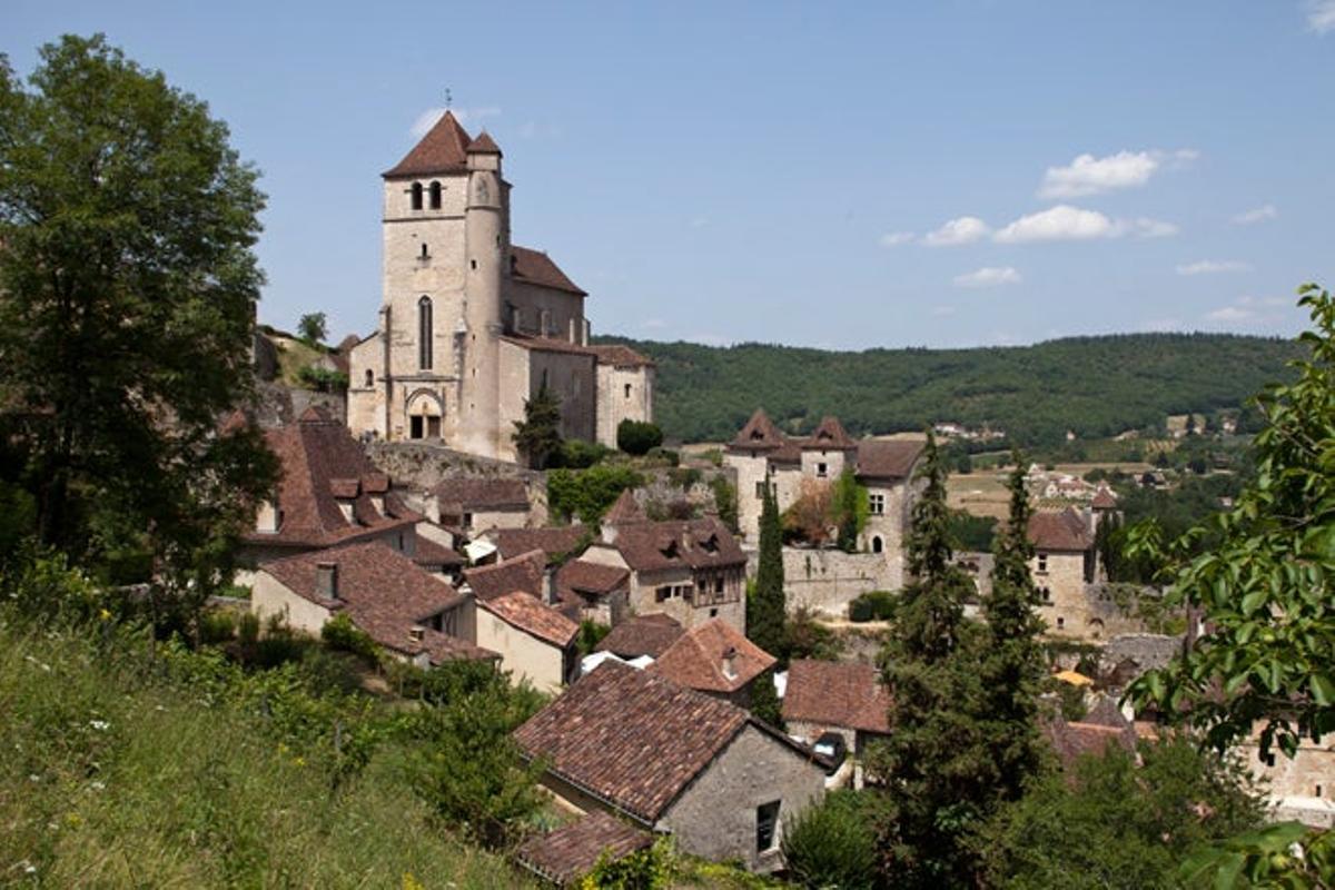 Saint-Cirq-Lapopie, en el departamento de Lot, Francia. Saint-Cirq-Lapopie, en el departamento de Lot, Francia.