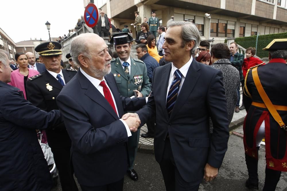 Actos oficiales en el cuartel del Rubín por el día del Pilar