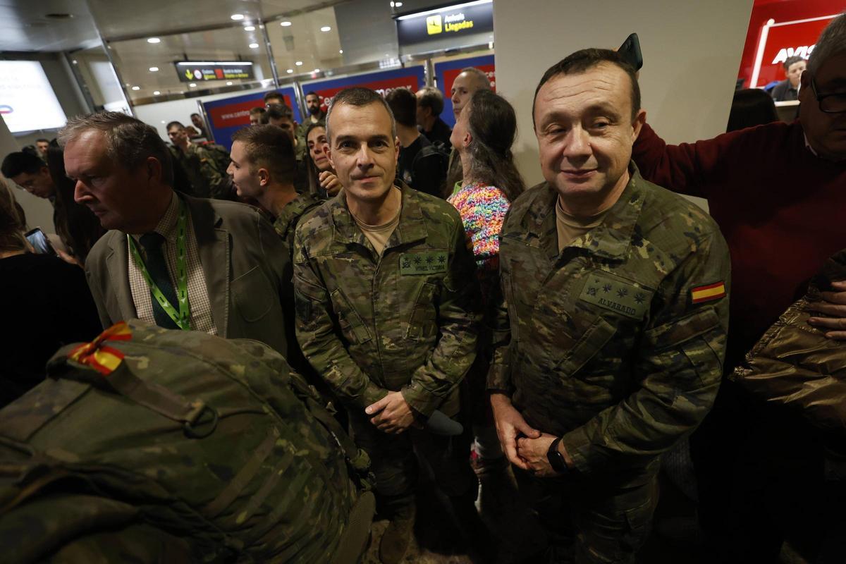 Los coroneles Martínez Victoria, jefe del "Príncipe", y González Alvarado, jefe de la BRILAT.