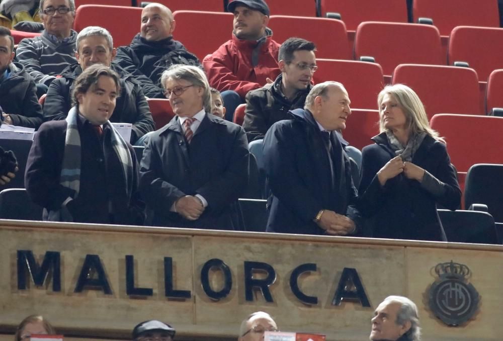 Mit dem sechsten Saisonsieg hat sich Real Mallorca erstmal wieder aus dem Tabellenkeller rausgeschossen. Der Zweitligist gewann am Sonntagabend (12.2.) im Stadion von Son Moix gegen Rayo Vallecano mit 2:1.