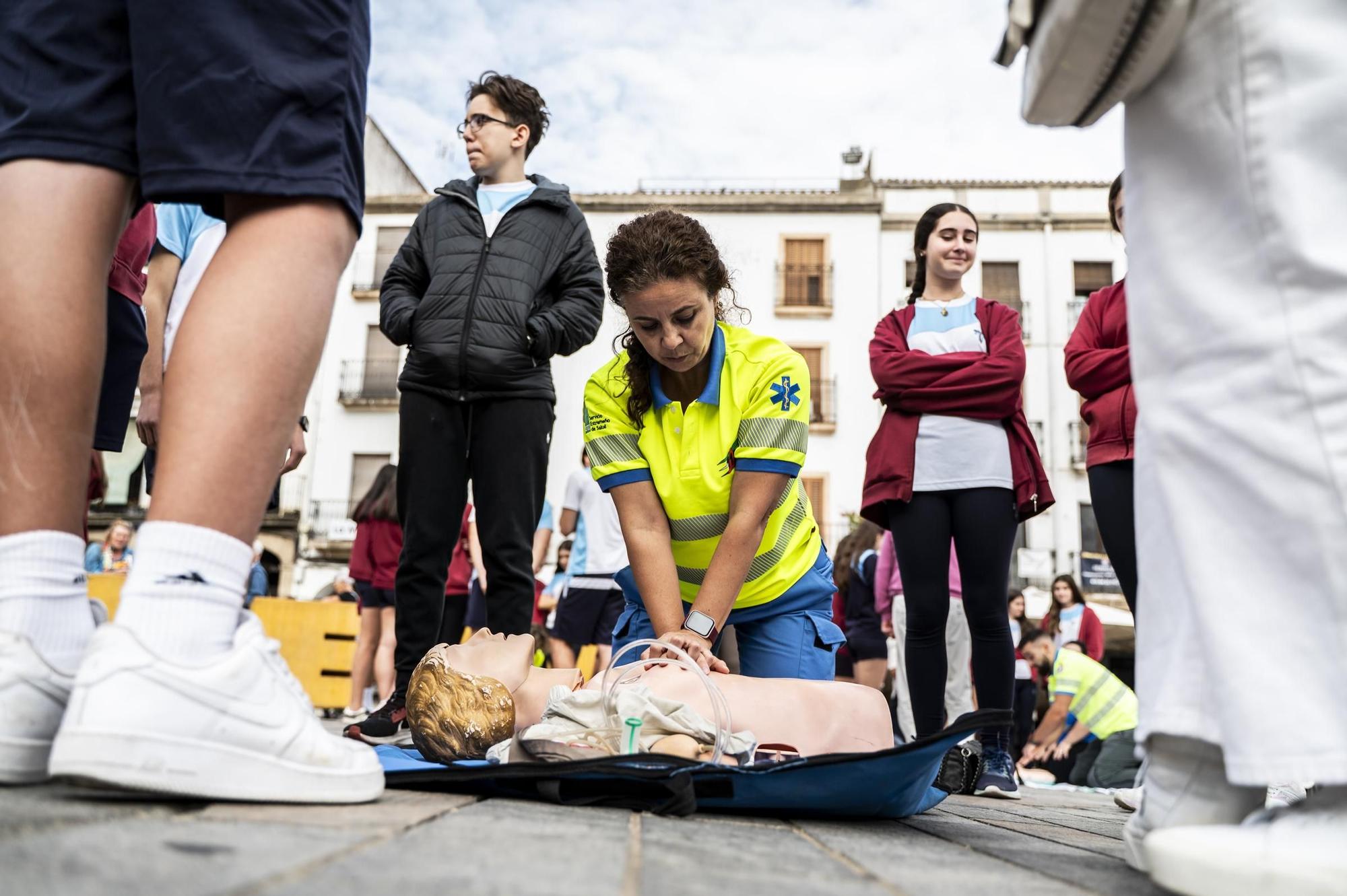 Galería | Día Mundial de la Parada Cardíaca en Cáceres