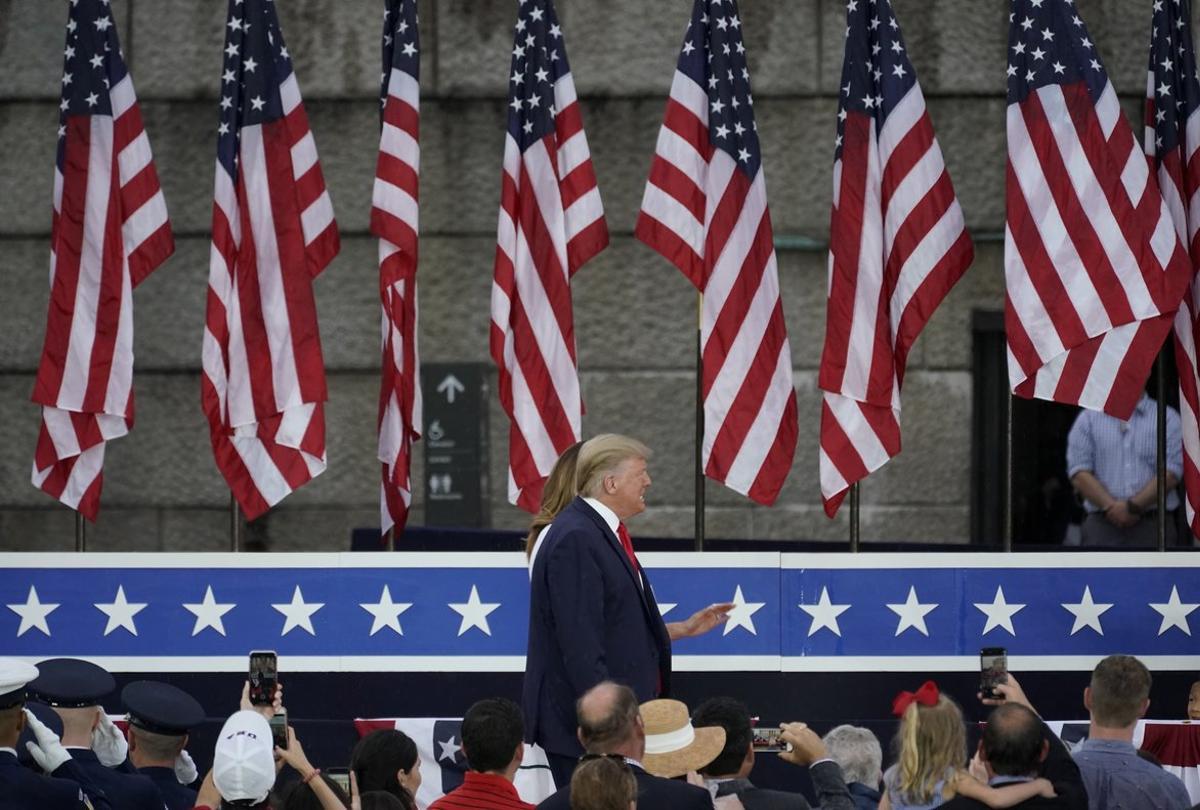 U S  President Donald Trump and and first lady Melania Trump arrive for the  Salute to America  event at the Lincoln Memorial during Fourth of July Independence Day celebrations in Washington  D C   U S   July 4  2019  REUTERS Joshua Roberts