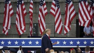 U S  President Donald Trump and and first lady Melania Trump arrive for the  Salute to America  event at the Lincoln Memorial during Fourth of July Independence Day celebrations in Washington  D C   U S   July 4  2019  REUTERS Joshua Roberts