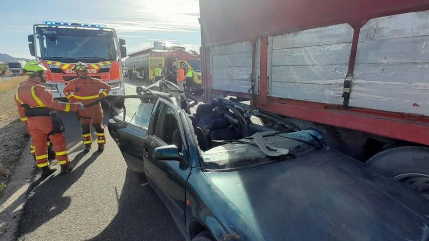 Trasladan al hospital a varias personas tras un accidente múltiple en Montesa