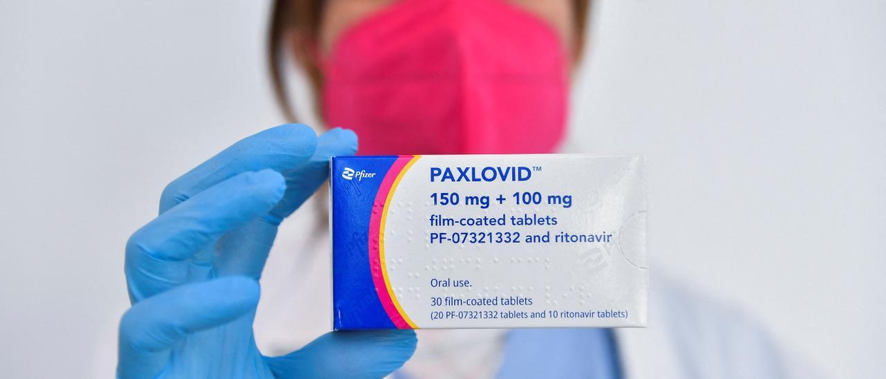 Imagen de archivo de una caja del fármaco Paxlovid.