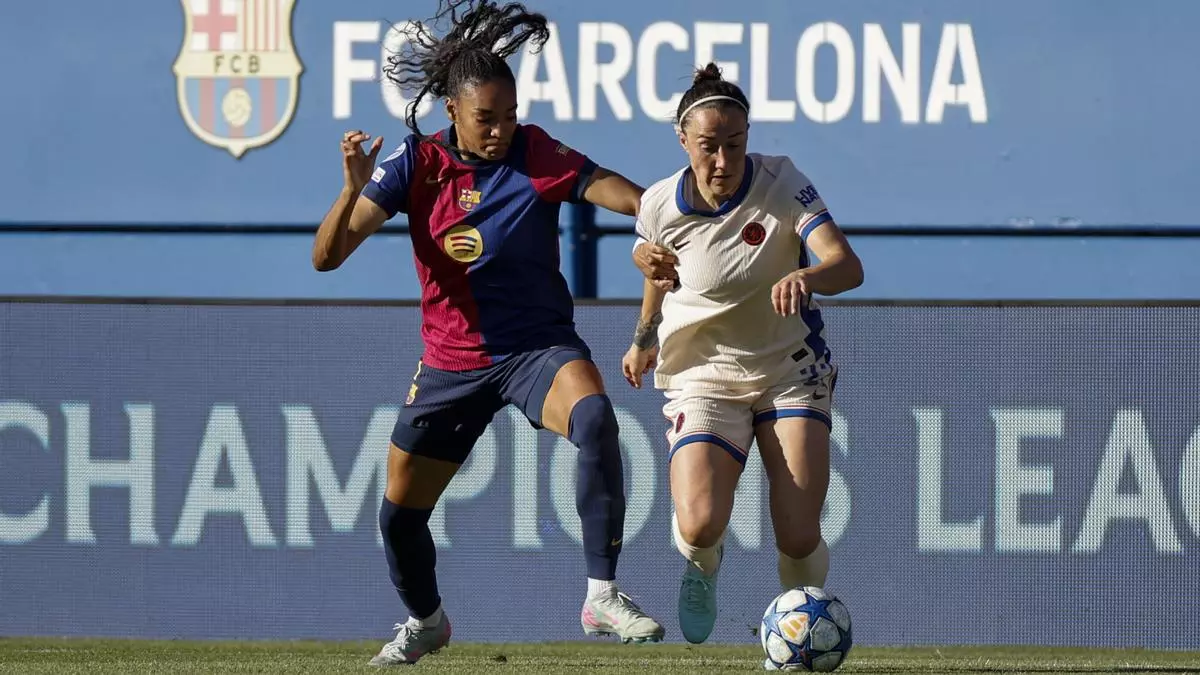 Lucy Bronze ya juega la vuelta: "Todo fue seg迆n su plan, tambi谷n el arbitraje"