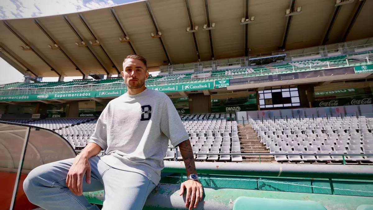 Antonio Casas: «Mi sueño, mi ilusión y mi idea es crecer de la mano del Córdoba CF»