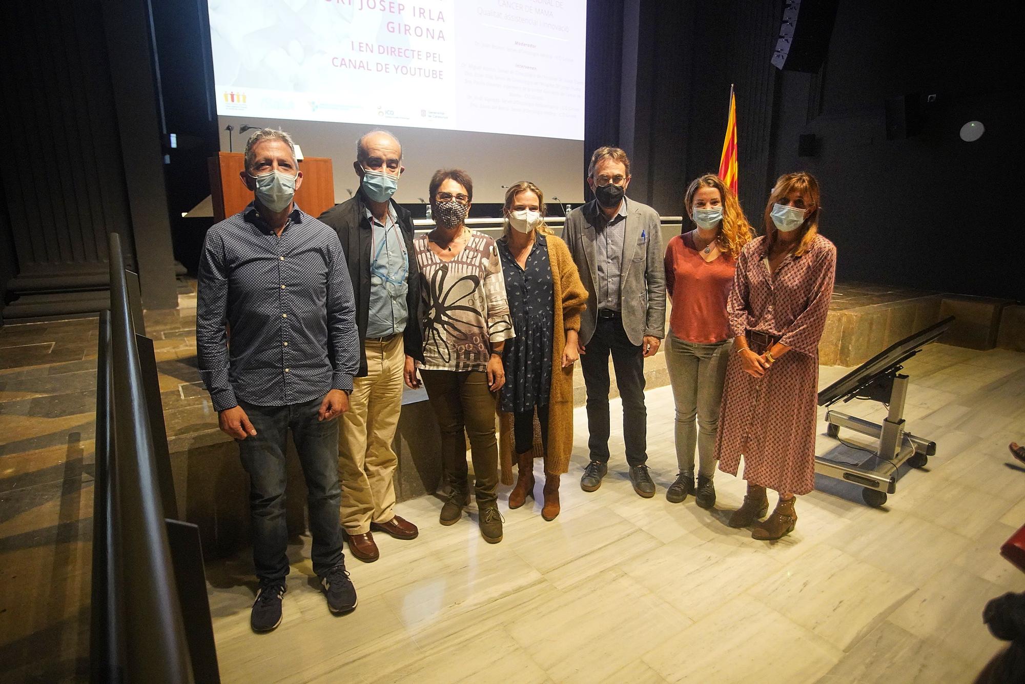 Taula rodona per commemorar el Dia Mundial del Càncer de Mama