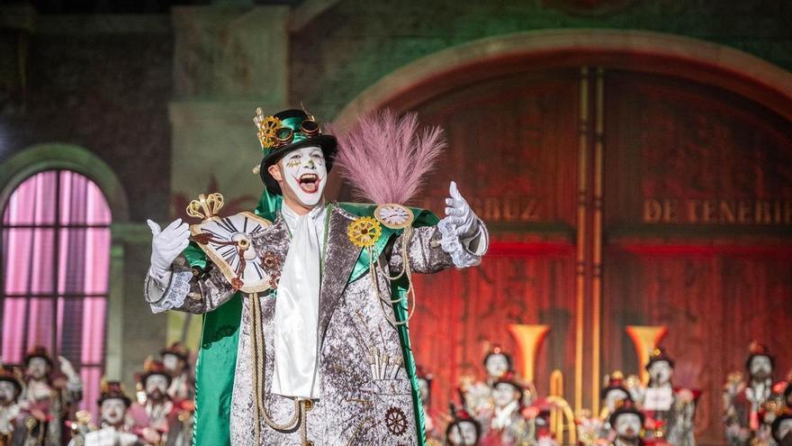 El mano a manos entre Trapaseros y Bambones cerrará la final de murgas del Carnaval de Santa Cruz de Tenerife