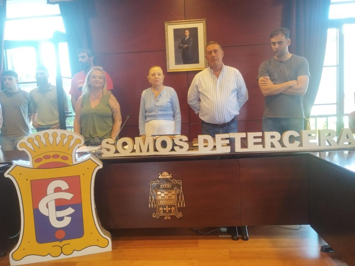 En imágenes, la celebración del ascenso a Tercera Federación del Condal de Noreña