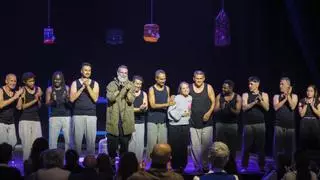 Entre celdas y jaulas de pájaros, un teatro nacido en prisión y que ensaya la libertad en Gran Canaria