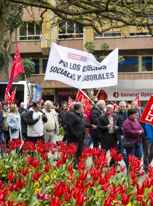 Manifestación de los sindeicatos contra la siniestralidad laboral