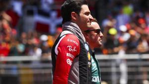 Carlos Sainz y Fernando Alonso, en Montmeló.