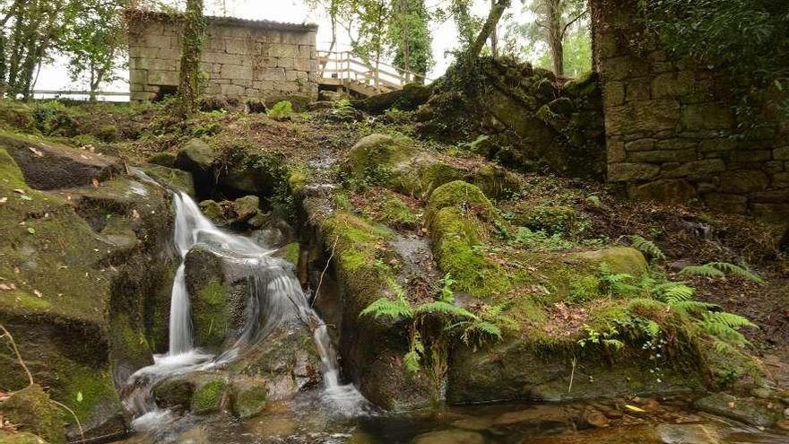 Los molinos del Batán, en Salcedo, fueron objeto de restauración y será una de las visitas. // G. Santos