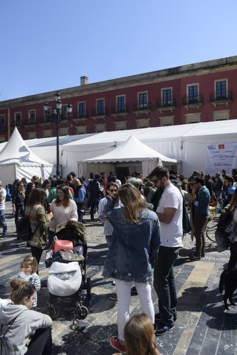 Sesión vermú en la plaza Mayor con el "Gijón Sound Festival"