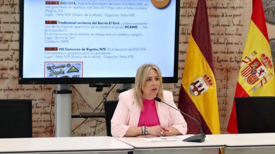 La concejala de Fiestas en funciones, Patricia Martín, en la presentaciónd el programa. | E. P.