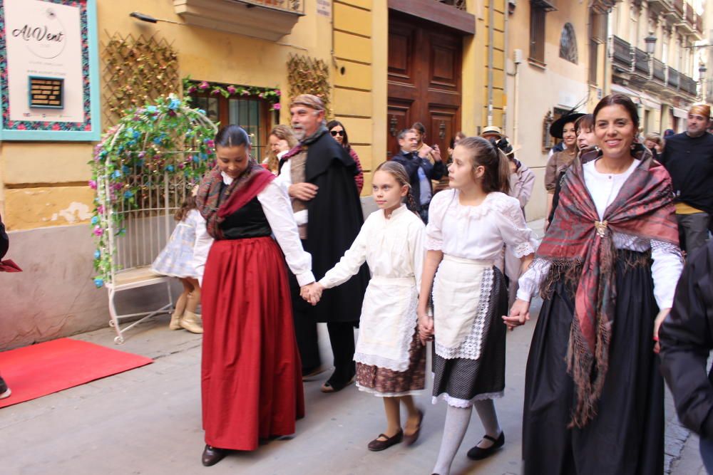 Fiesta fallera decimonónica para celebrar el aniversario del Patrimonio