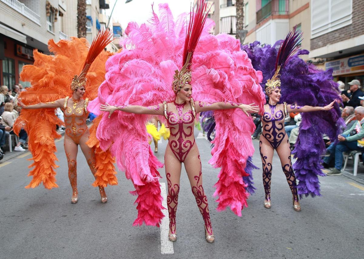 Aquí están las mejores imágentes del desfile concurso del Carnaval de Torrevieja 2025