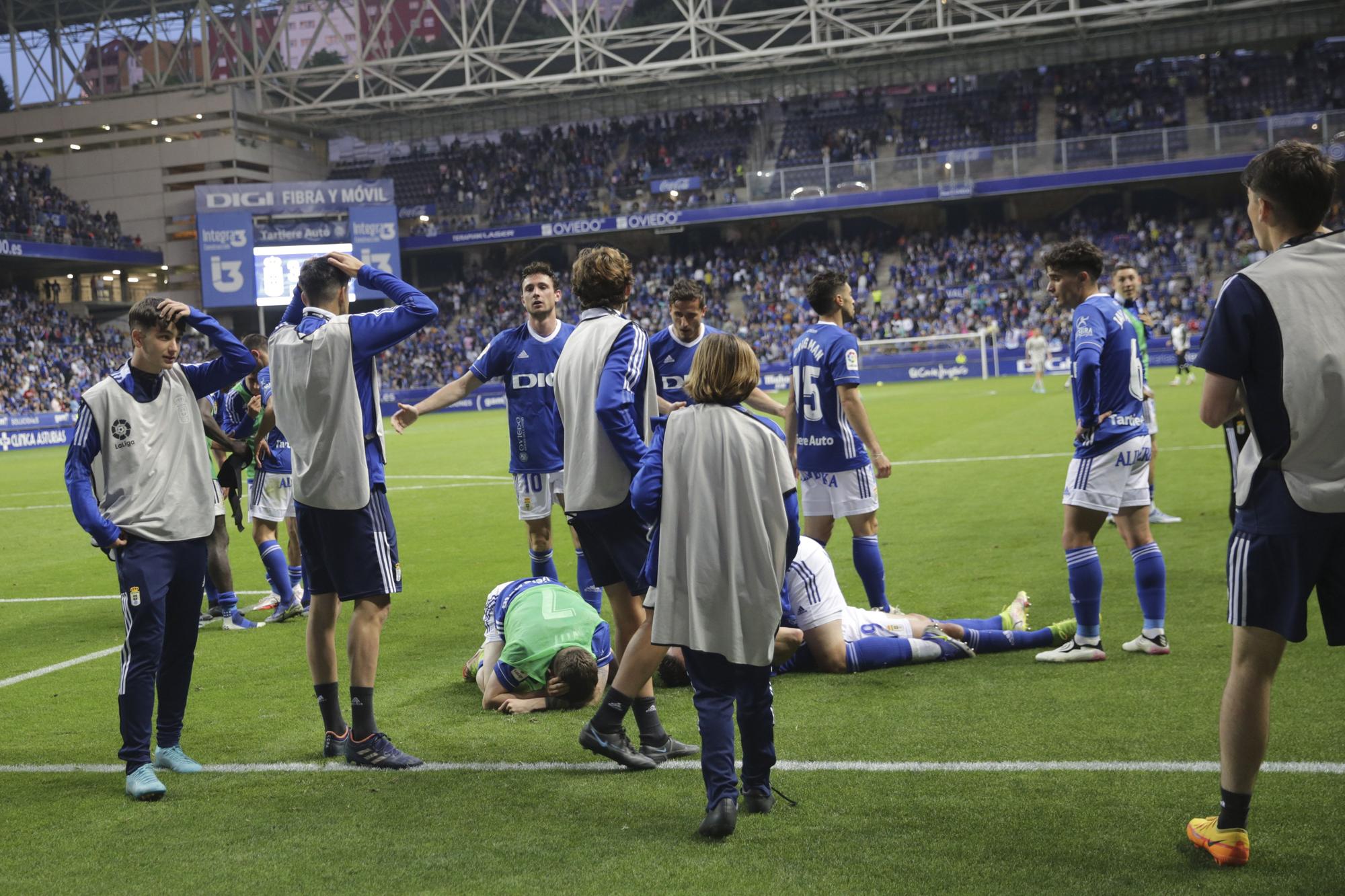 El partido del Oviedo ante el Ibiza, en imágenes