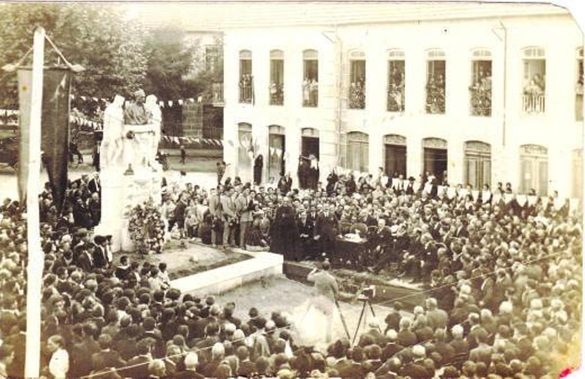 O pioneiro do cinema galego xa ten lib