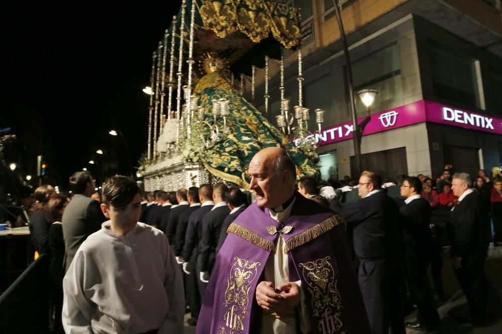 La Esperanza y el Cristo de la Caída protagonizaron el Encuentro en la Vía Doloresa de la Semana Santa de Torrevieja