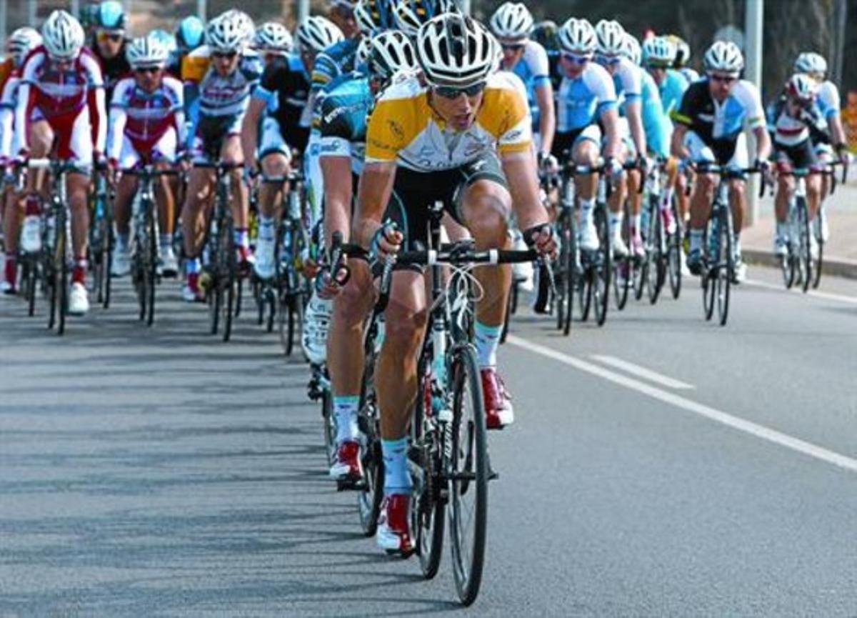 El pilot de la Volta a Catalunya 2013, llançat cap a la meta, en una temporada clau per al ciclisme.