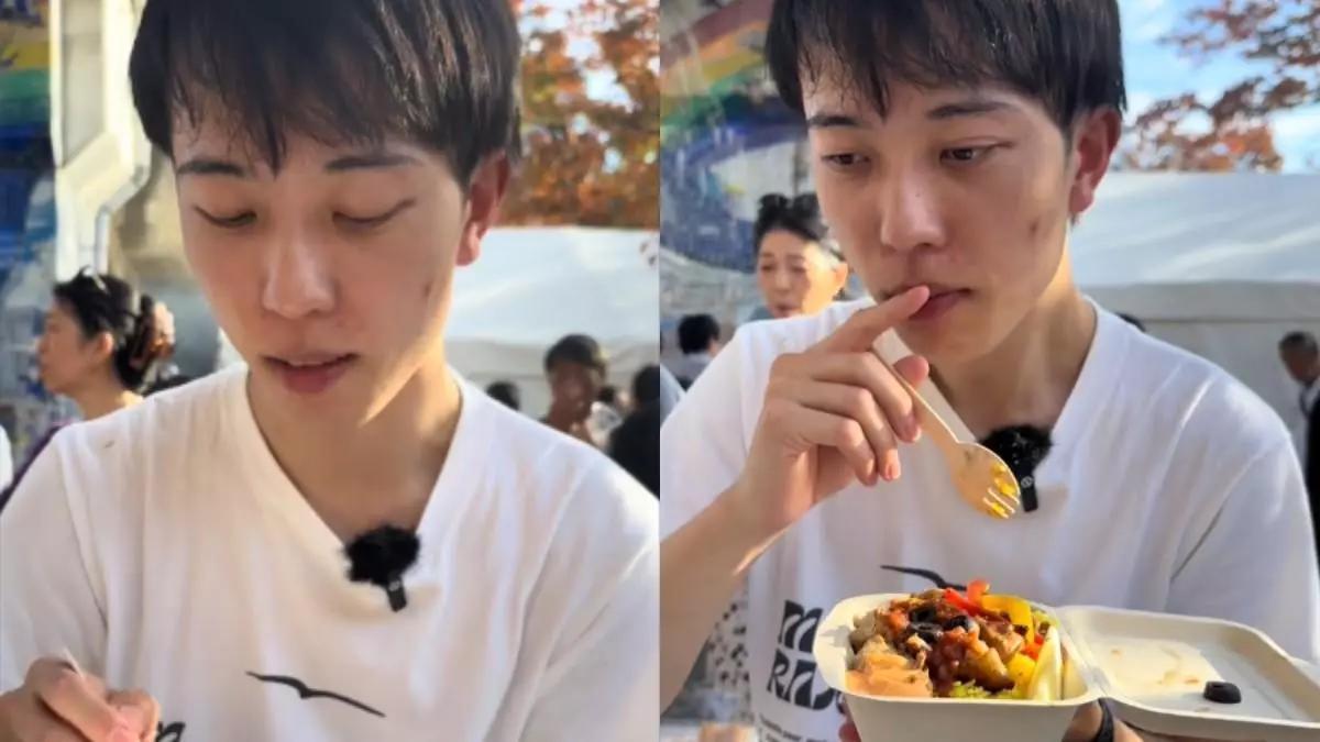 Un japonés prueba tanto la paella de España como la de su país