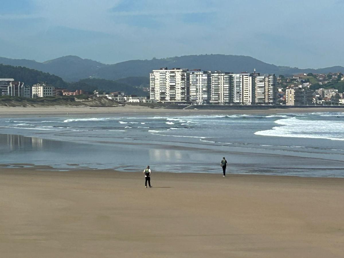 EN IMÁGENES: Recuperan en Salinas el cuerpo sin vida de una persona tras ser hallado por un pescador