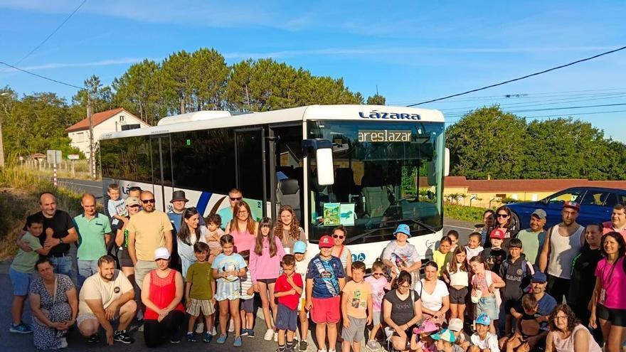 Garatuzas de Piloño viaxa entre ponis, canoas e memoria castrexa para despedir o curso