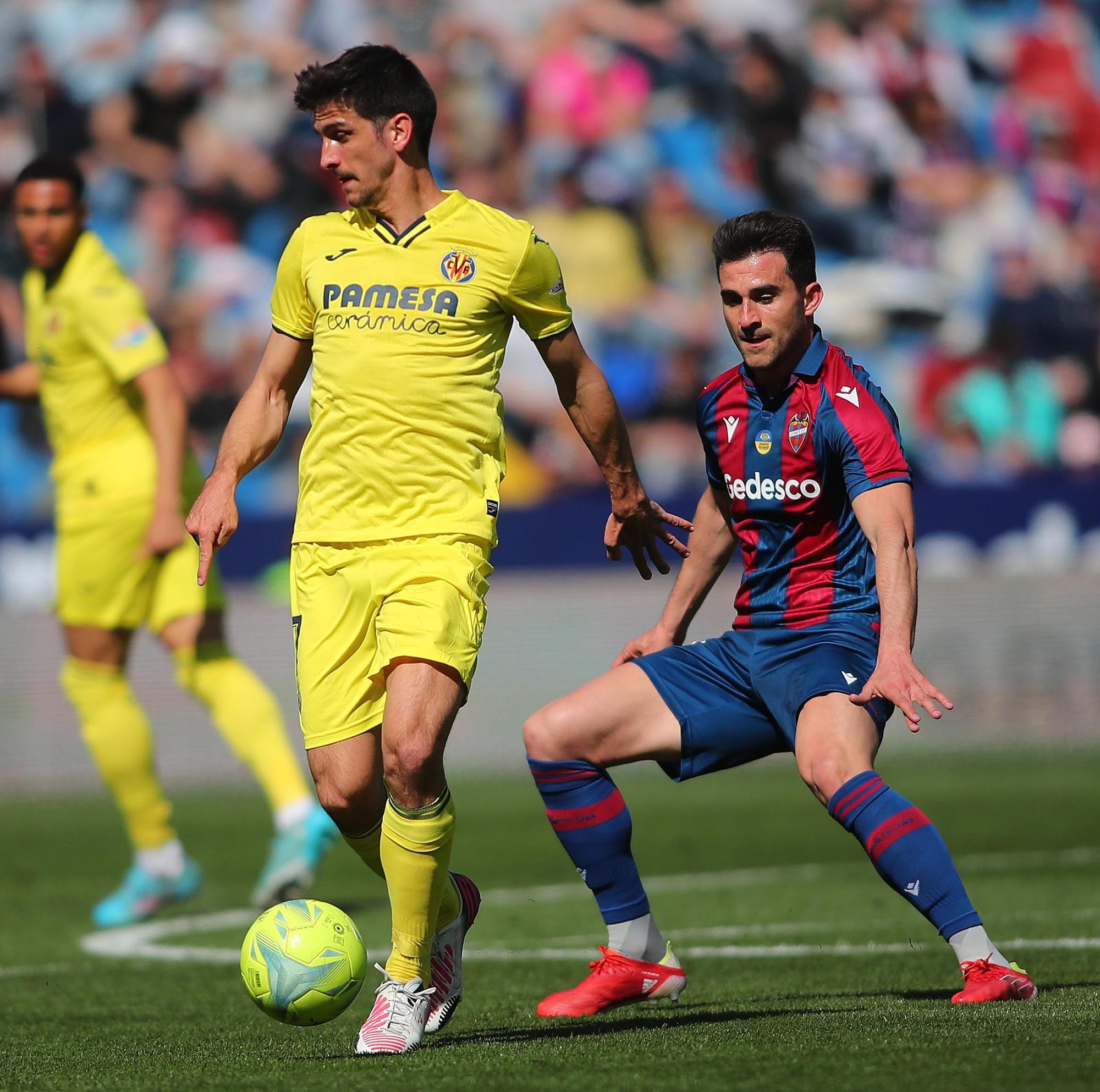 Las imágenes de la victoria del Levante frente al Villarreal en el Ciutat de València